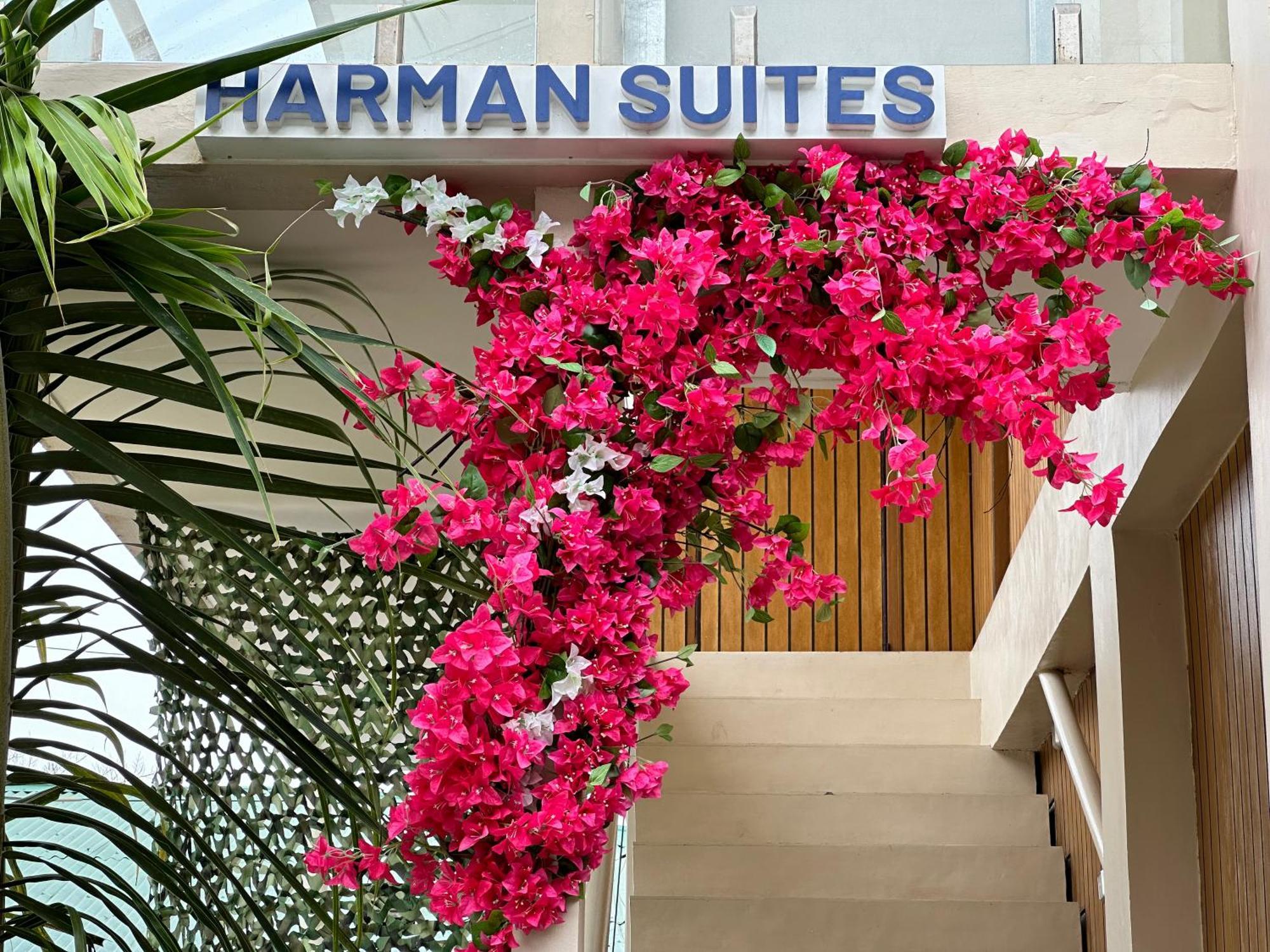 Harman Suites Moalboal Exterior foto